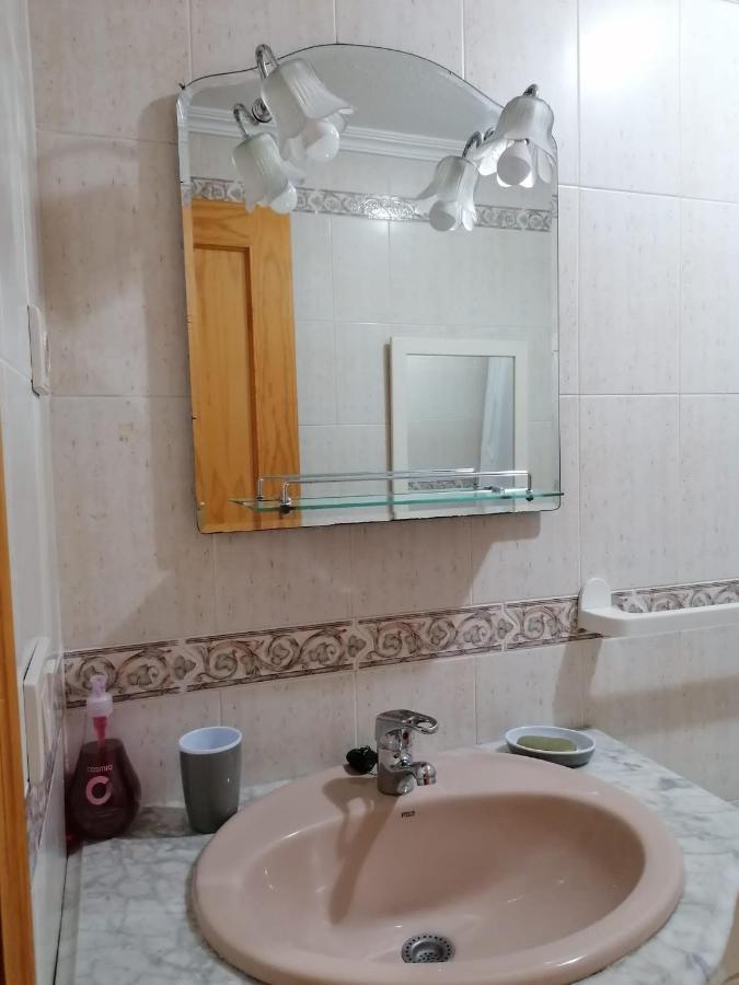 Gemuetliche Ferienwohnung In Torrevieja Ca100M Vom Strand Playa Del Cura Entfernt Екстер'єр фото