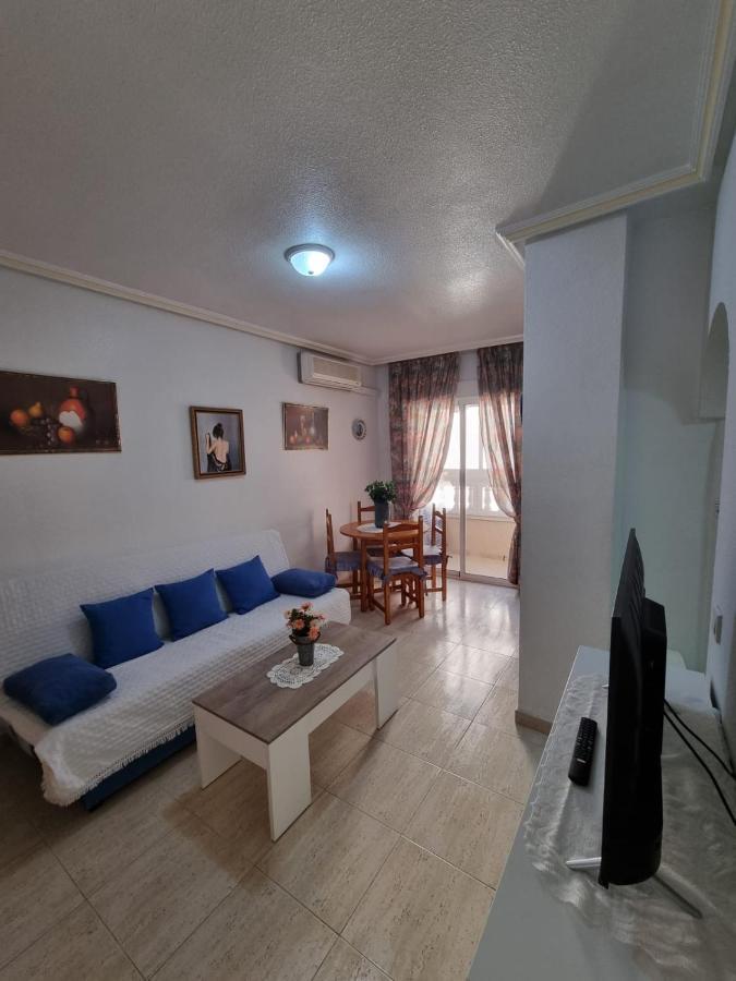 Gemuetliche Ferienwohnung In Torrevieja Ca100M Vom Strand Playa Del Cura Entfernt Екстер'єр фото