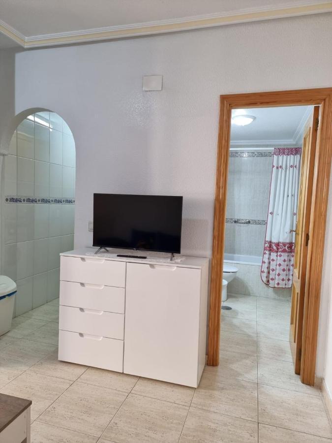 Gemuetliche Ferienwohnung In Torrevieja Ca100M Vom Strand Playa Del Cura Entfernt Екстер'єр фото